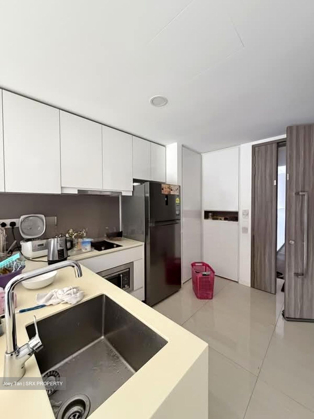 Sky Vue (D20), Condominium #572265641